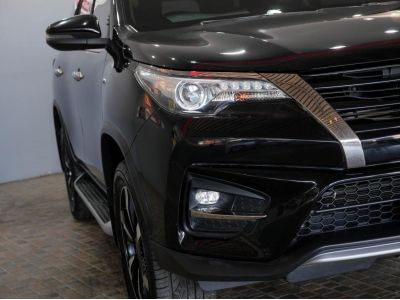 TOYOTA FORTUNER 2.8TRD NAVI 4WD เกียร์AT ปี20 รูปที่ 2